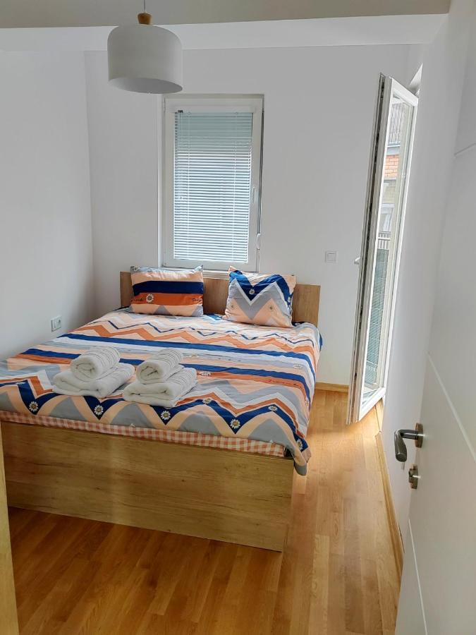 Apartman 42 Leilighet Skopje Eksteriør bilde